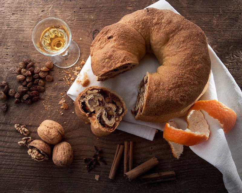 La pitta 'mpigliata è un dolce tipico calabrese san giovanni in fiore